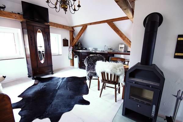 Kleines Schloesschen Apartment Leinau ภายนอก รูปภาพ