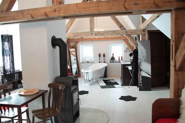 Kleines Schloesschen Apartment Leinau ภายนอก รูปภาพ