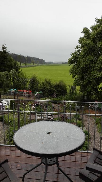Kleines Schloesschen Apartment Leinau ภายนอก รูปภาพ